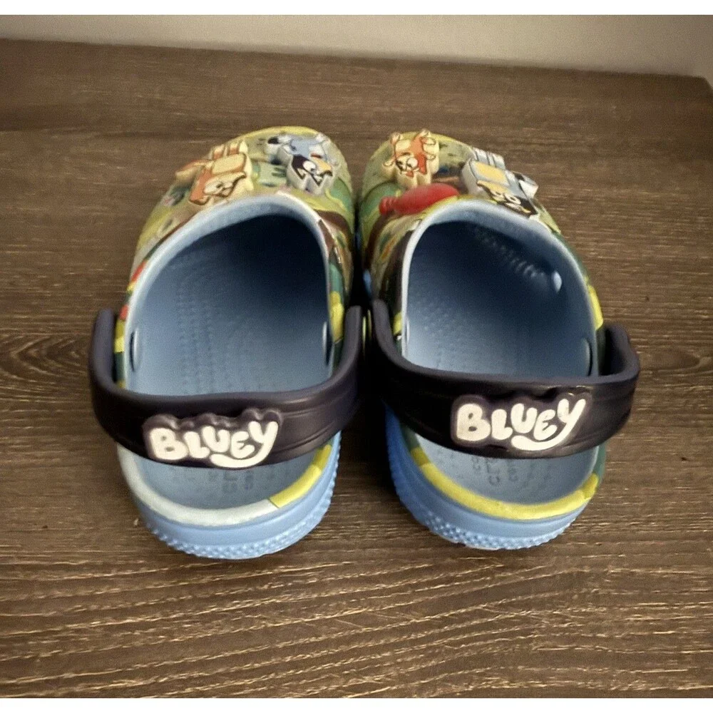 Crocs x 'Bluey